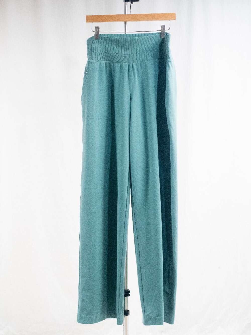 NWOT Athleta Wide Leg Sage Green Pants